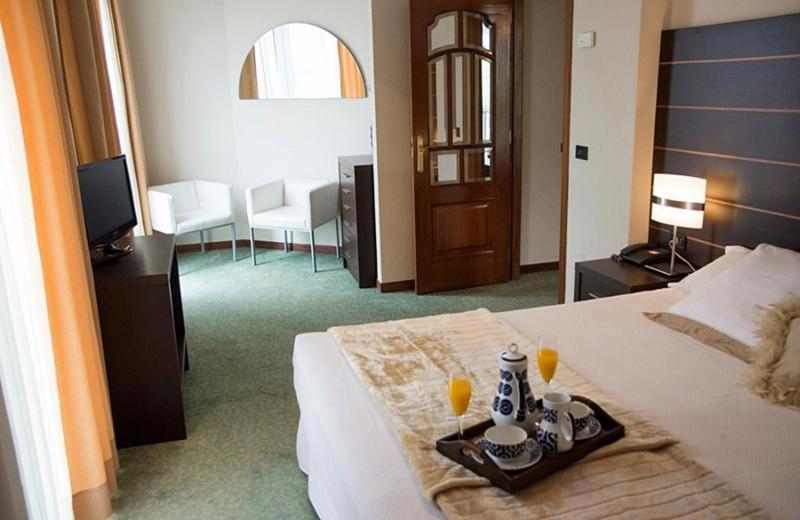 O Val Do Naseiro Hotel Viveiro Room photo